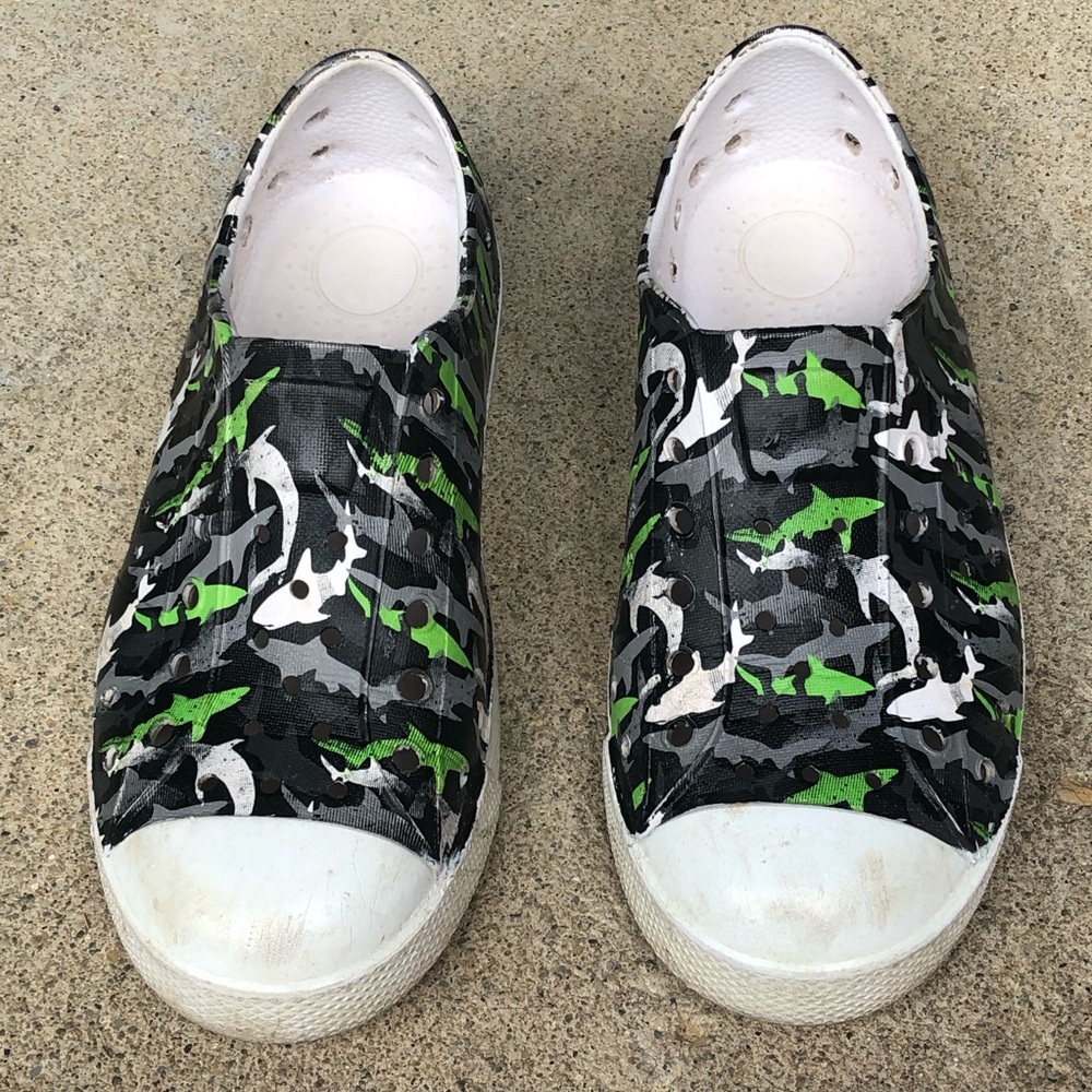 Black and Green Shark Silhouettes Slip-On Water Shoes, Size Little Kids 13